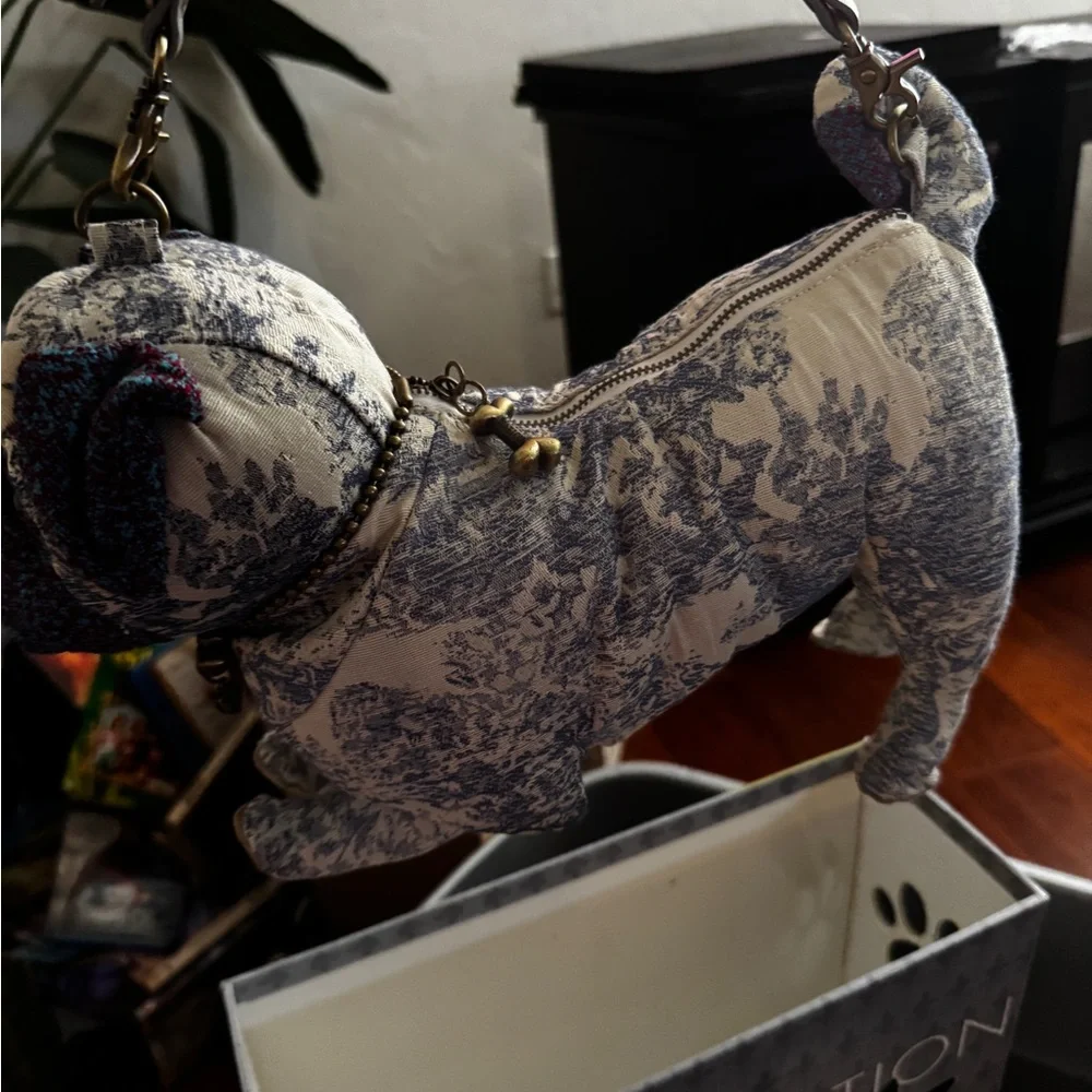 Fuzzy nation pug purse in box - Picture 3 of 6